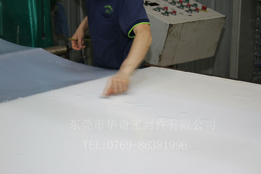 波瀾壯闊的行情，硅膠板原材料突破加速上行！